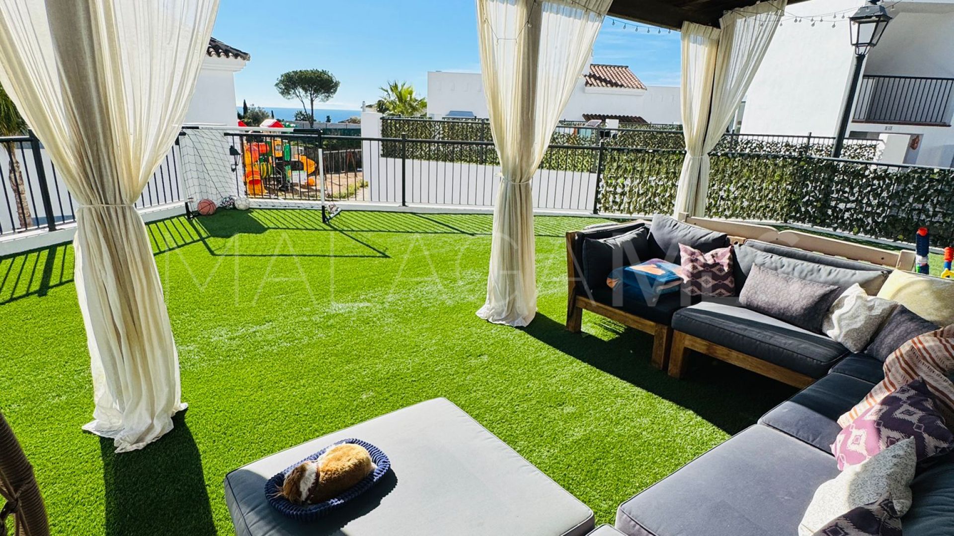 Se vende apartamento planta baja in Paraiso Pueblo de 3 bedrooms