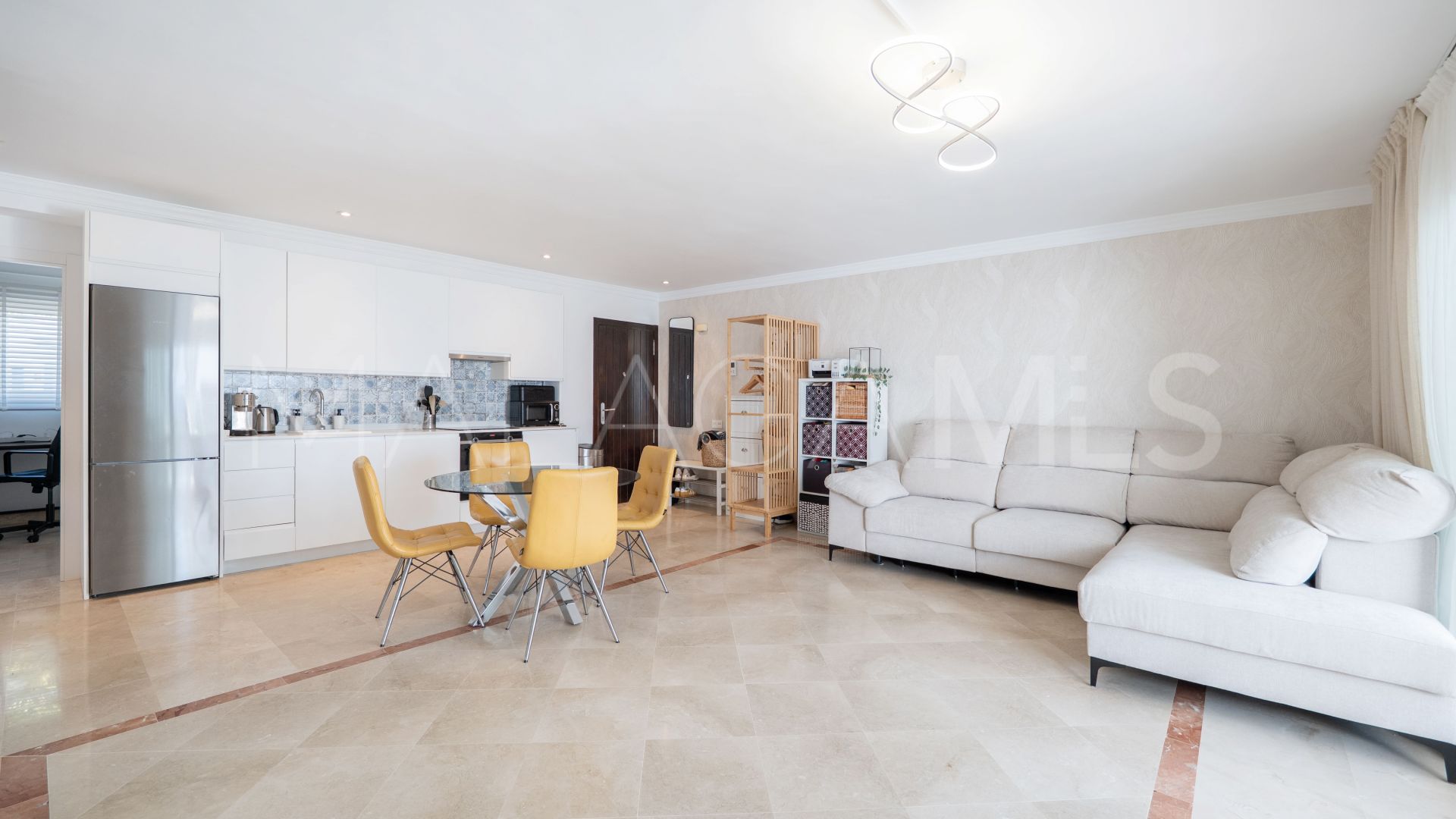 Se vende apartamento planta baja in Paraiso Pueblo de 3 bedrooms