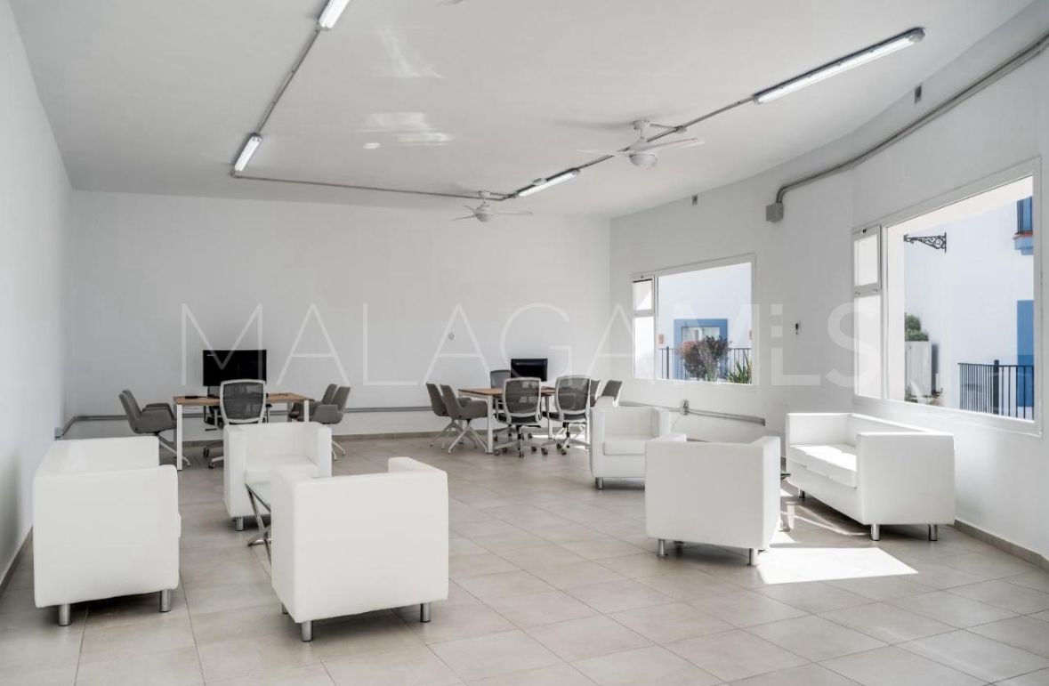 Se vende apartamento planta baja in Paraiso Pueblo de 3 bedrooms