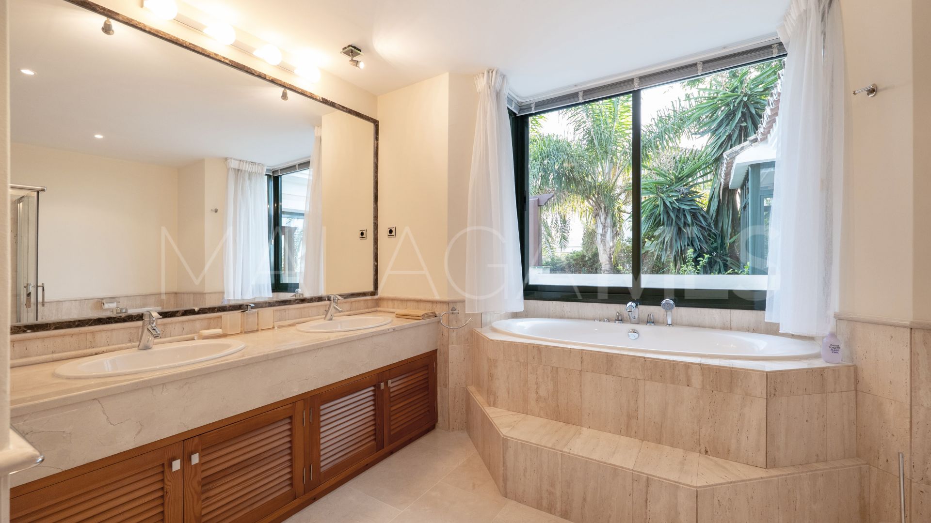 For sale Los Arqueros villa