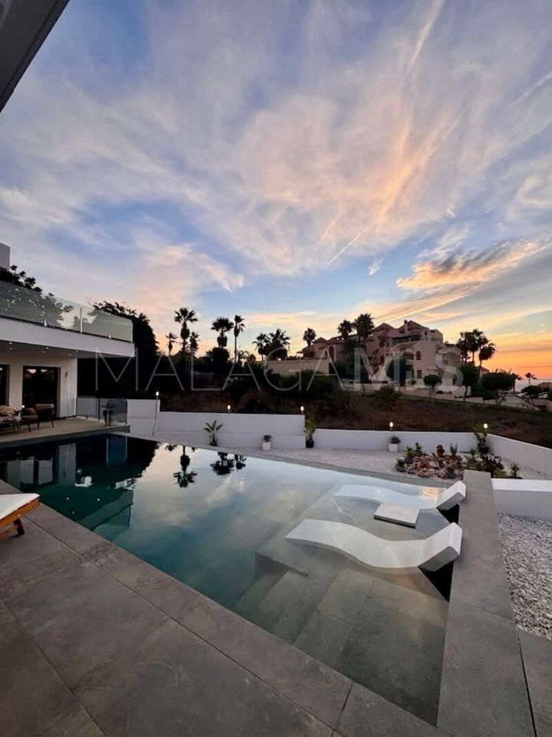For sale Mijas Costa villa with 5 bedrooms