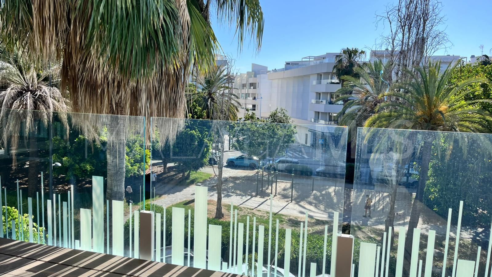 For sale apartment in San Pedro de Alcantara with 3 bedrooms
