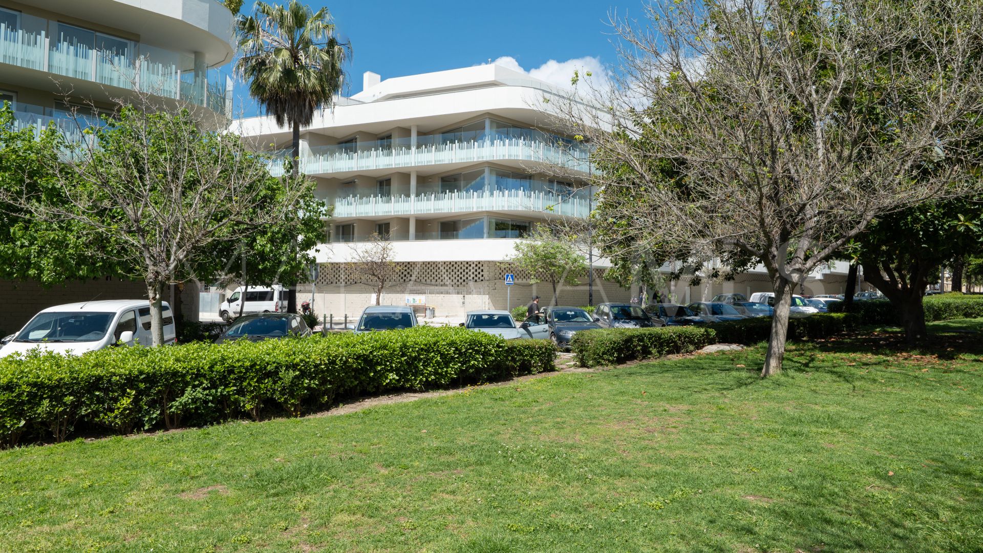 For sale apartment in San Pedro de Alcantara with 3 bedrooms