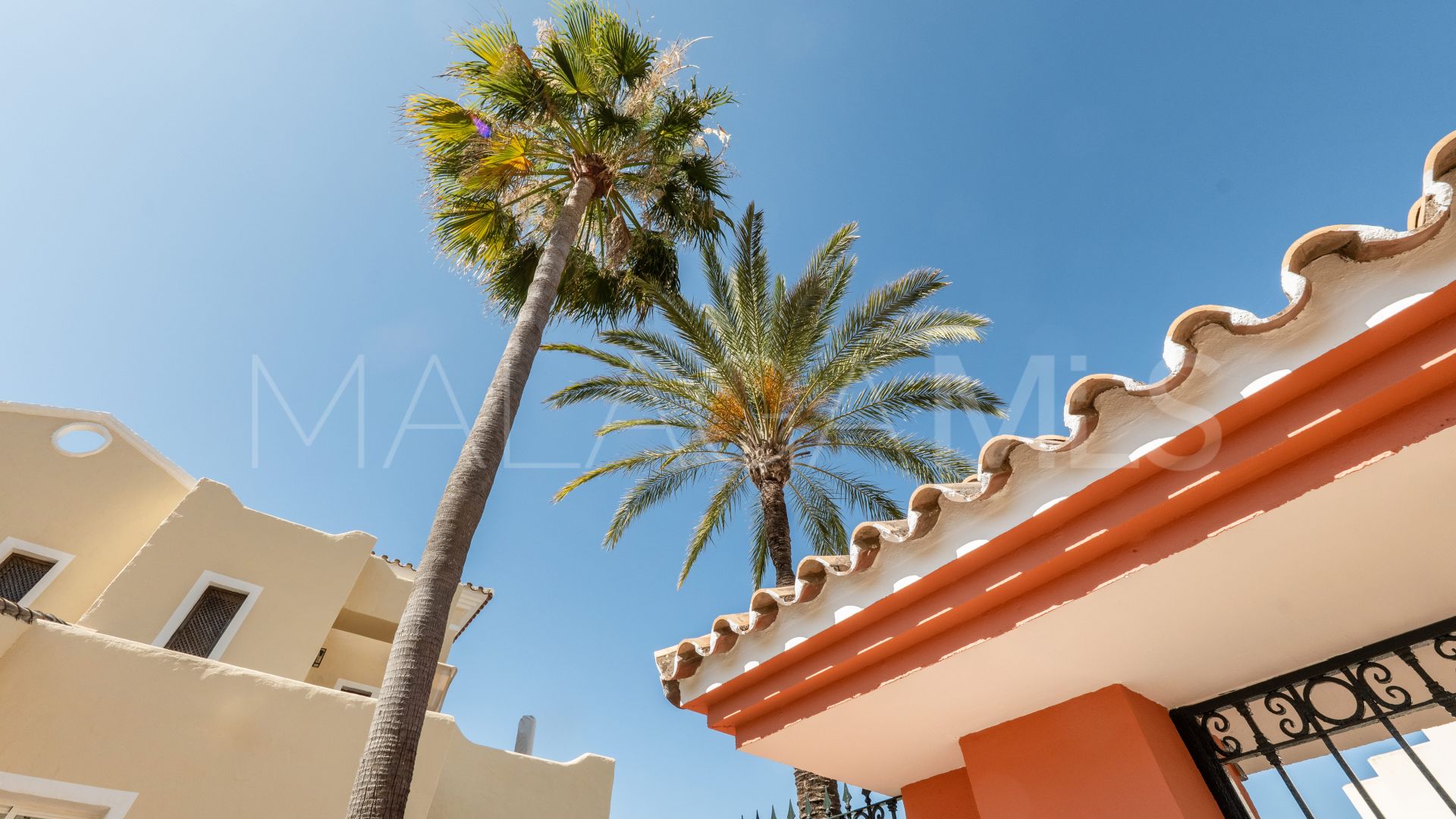 Radhus for sale in Casares
