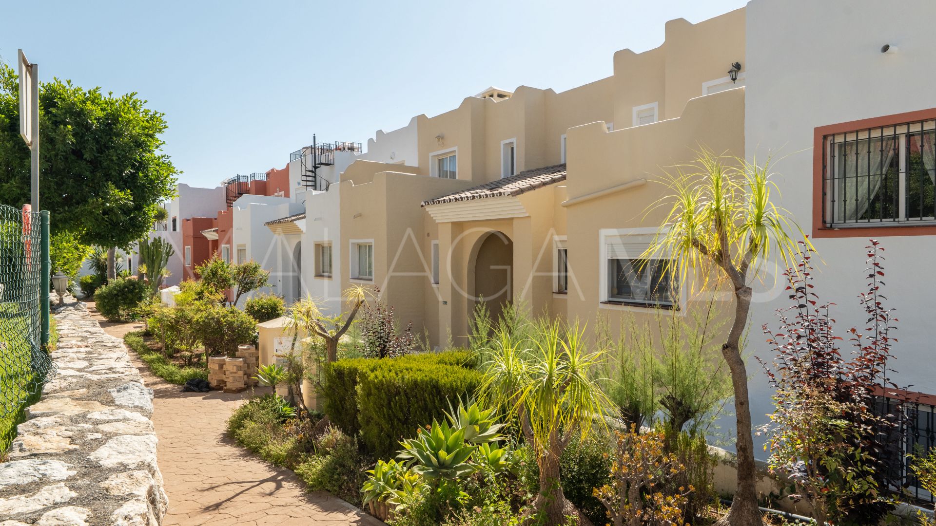 Radhus for sale in Casares