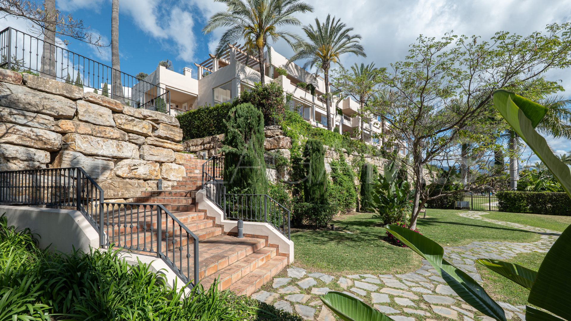 Lägenhet for sale in Paraiso Hills