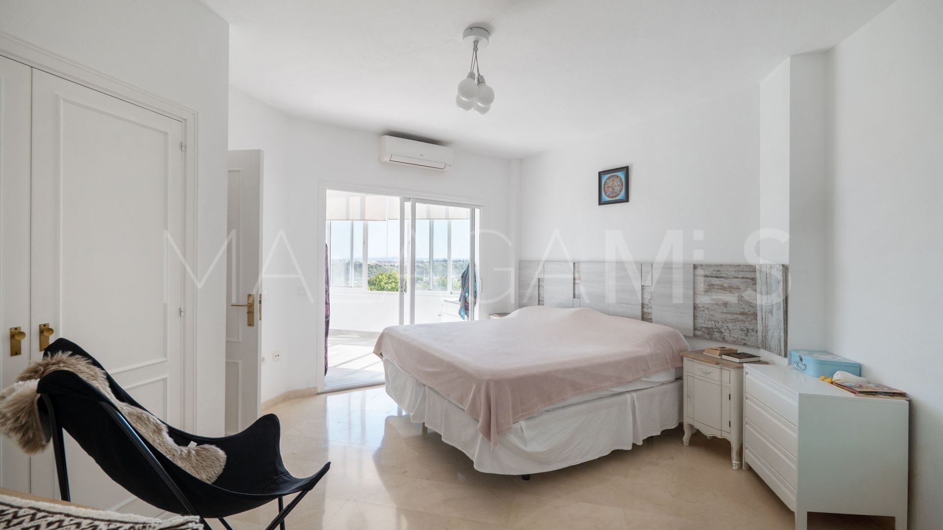 Lägenhet for sale in Estepona
