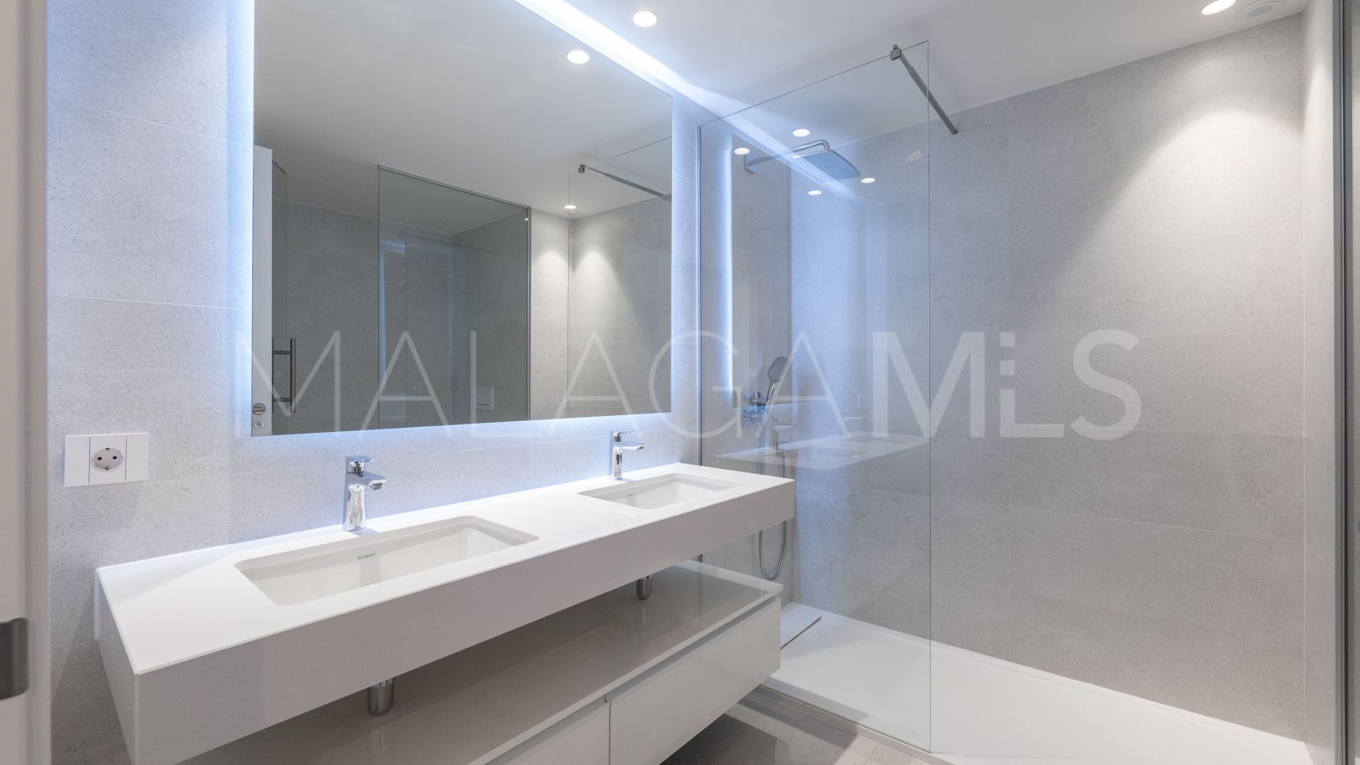 Duplex-wohnung for sale in Selwo