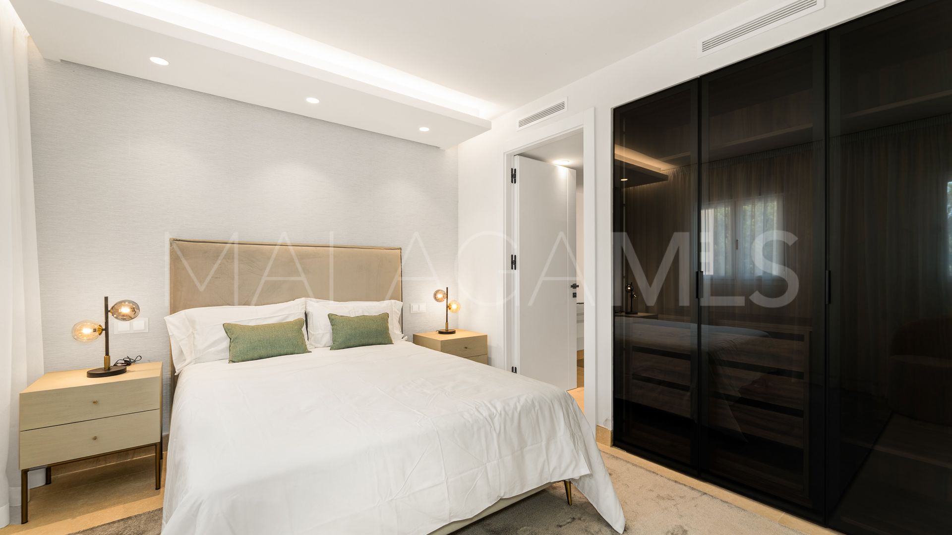 Radhus for sale in Estepona