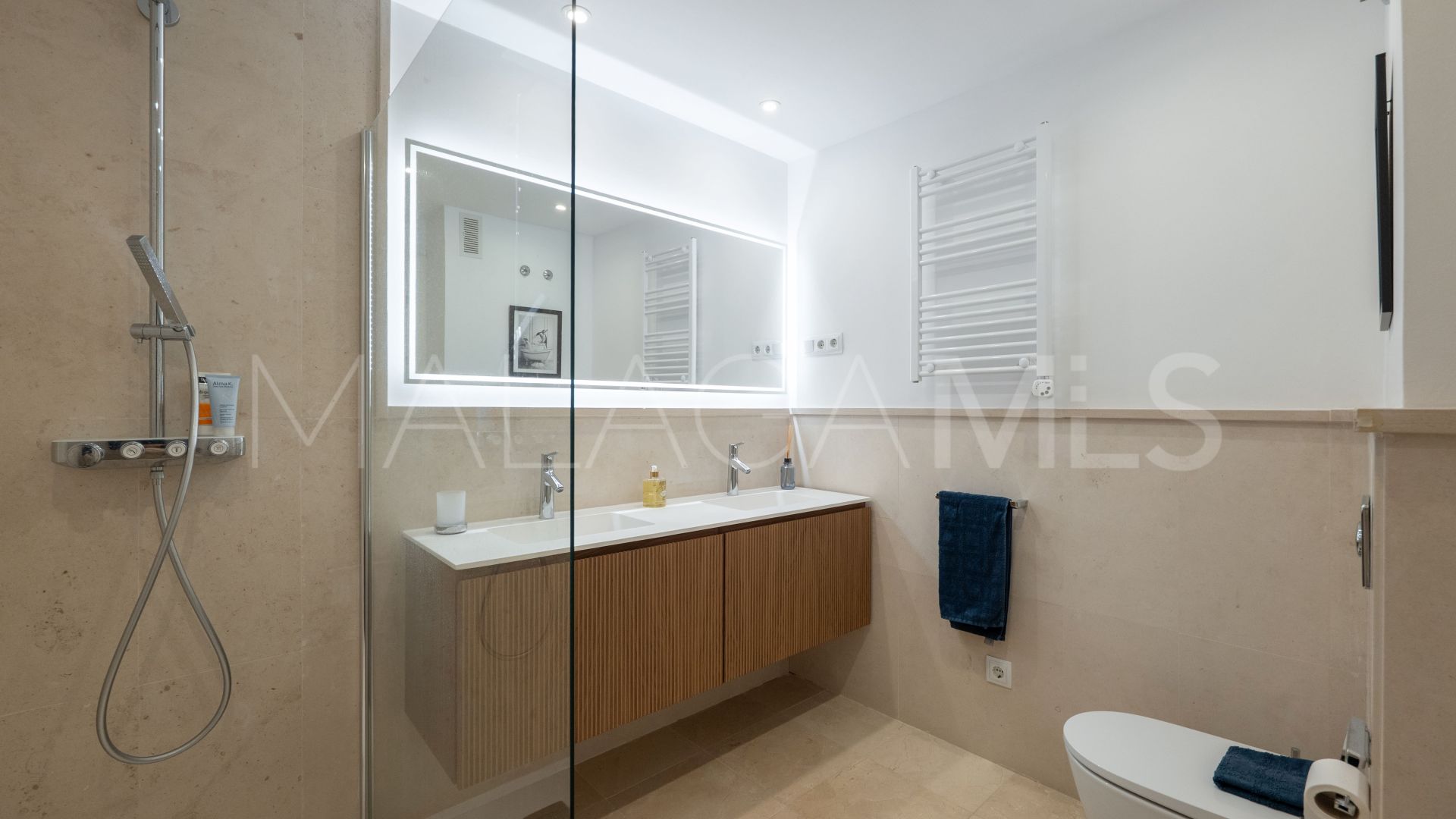 Apartment for sale in Los Flamingos with 4 bedrooms