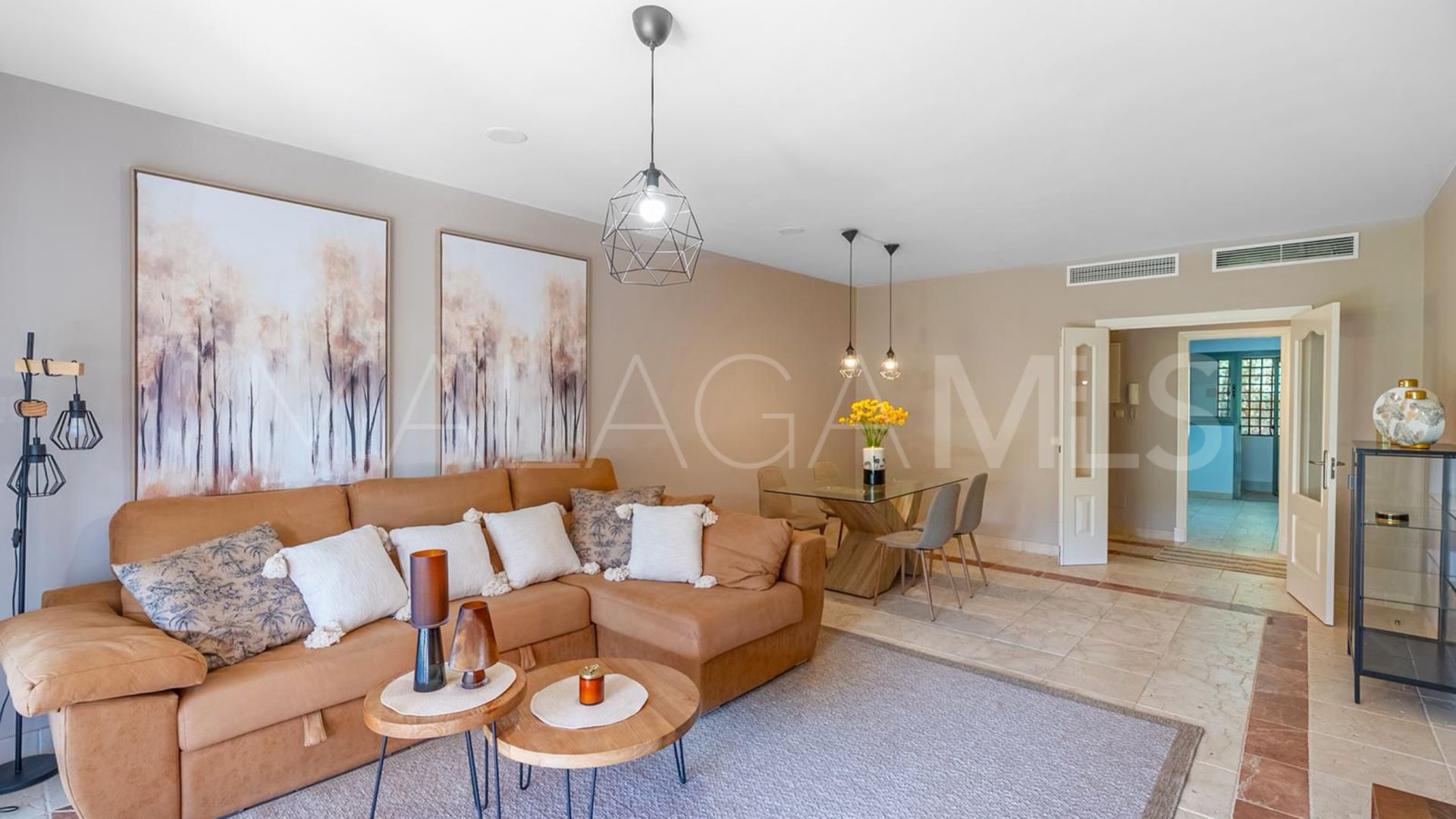 Buy apartamento planta baja in Benatalaya