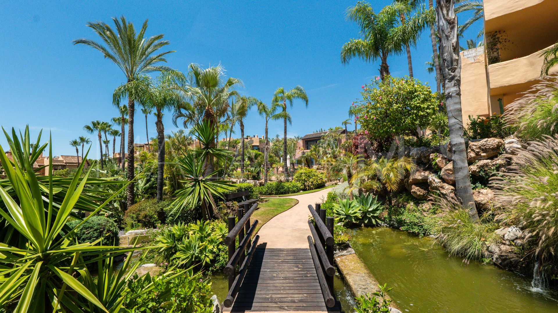 For sale Marbella Golden Mile apartment