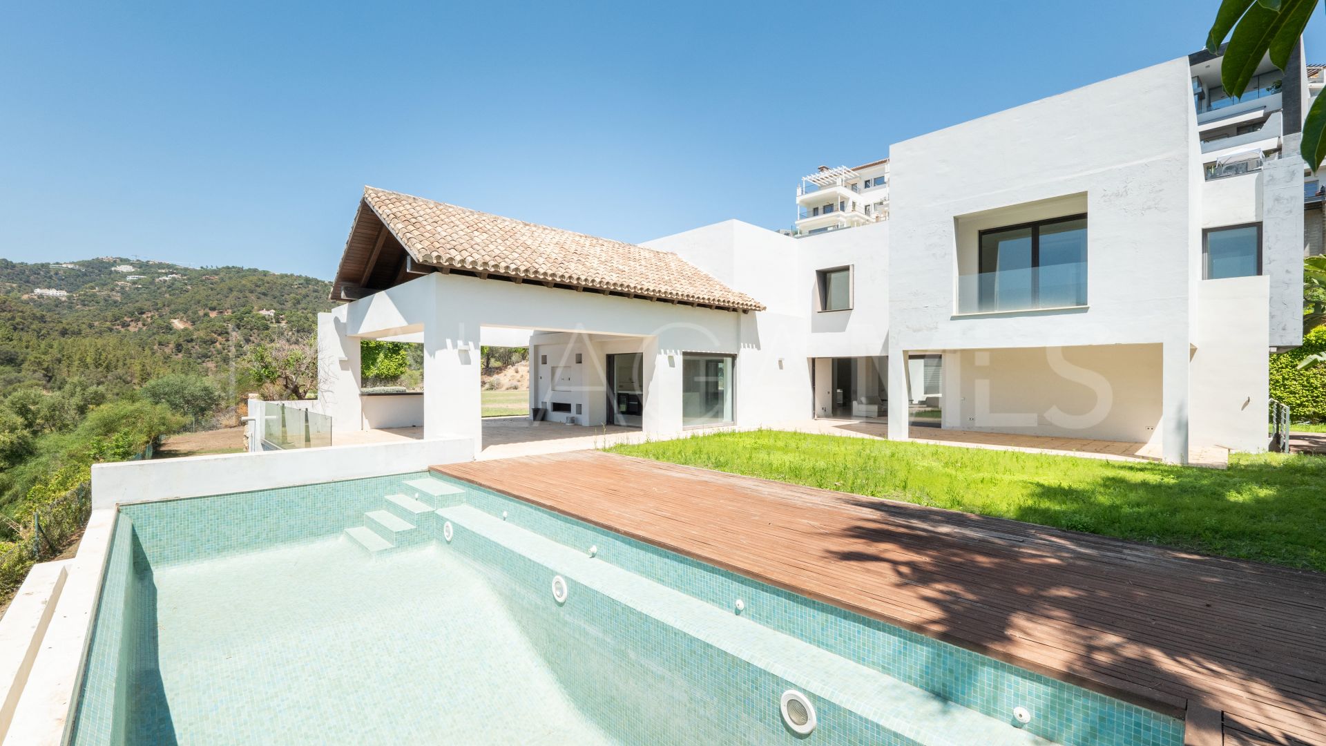 Villa for sale in Los Arqueros
