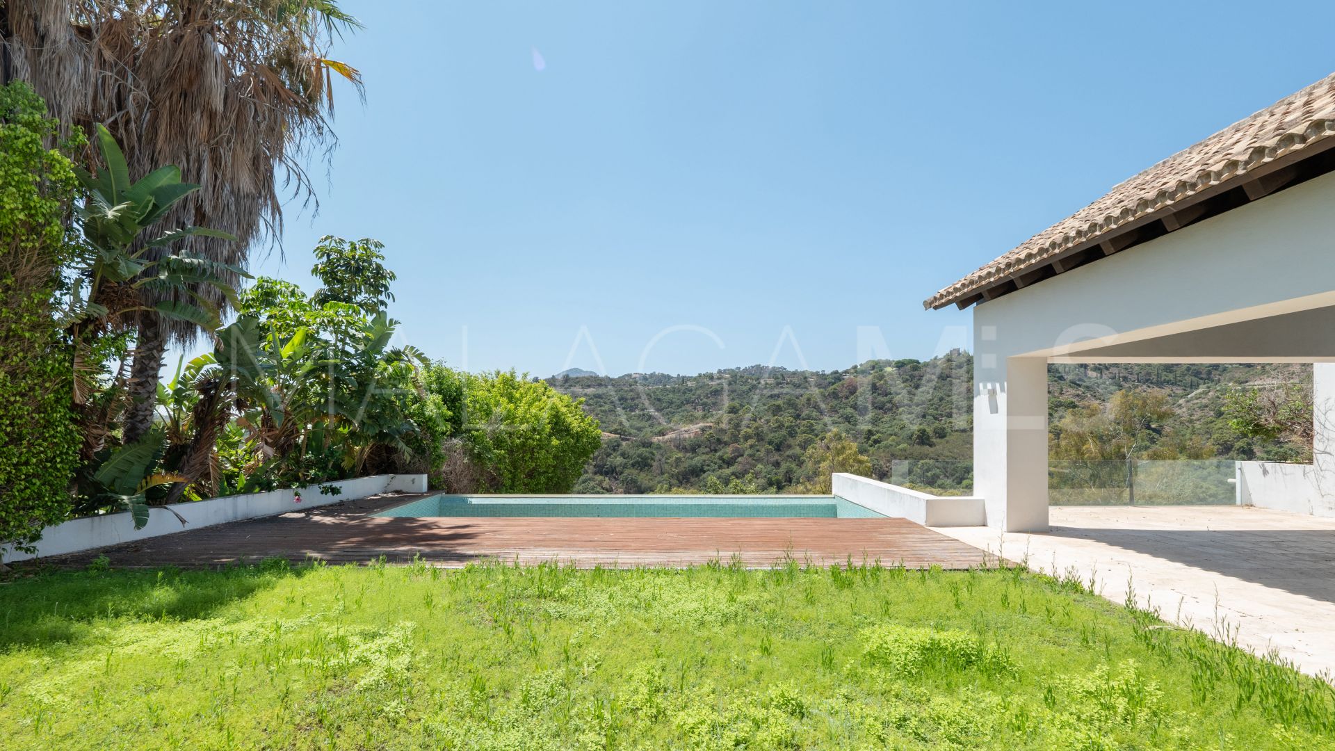 For sale villa in Los Arqueros with 6 bedrooms