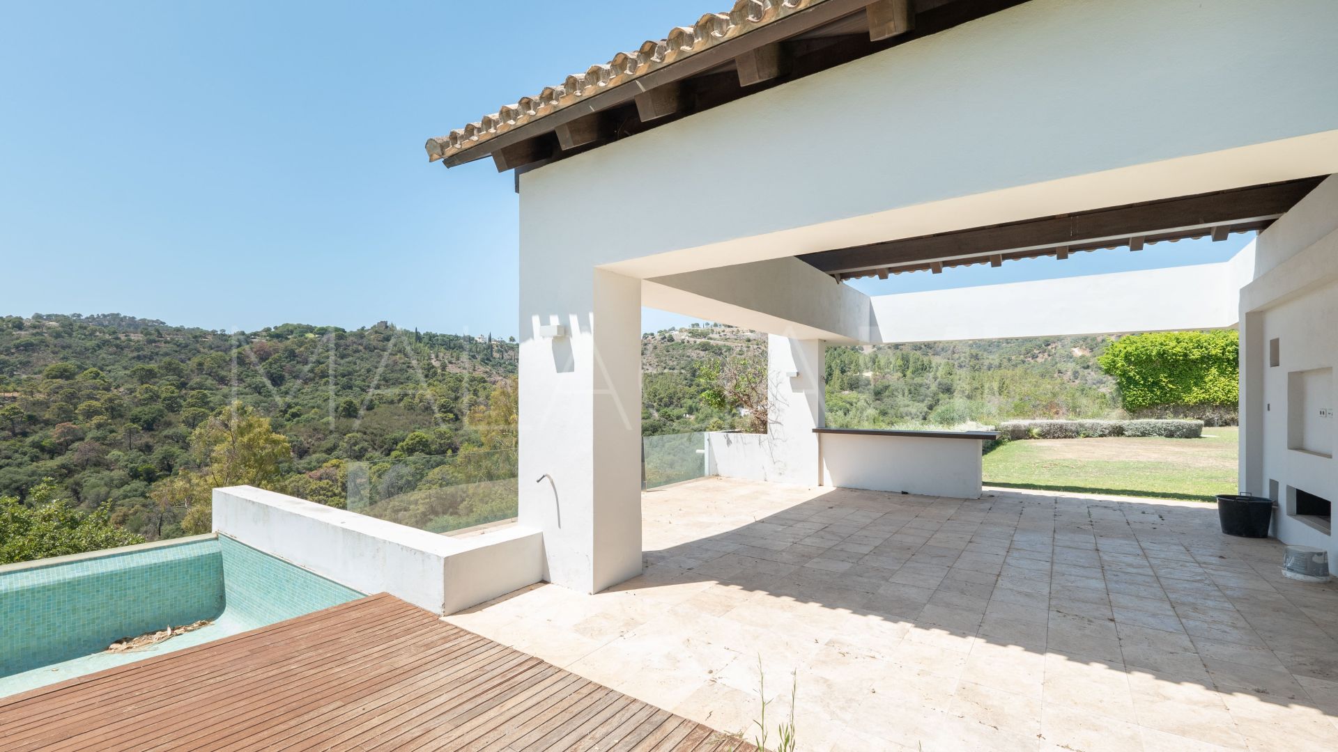 For sale villa in Los Arqueros with 6 bedrooms