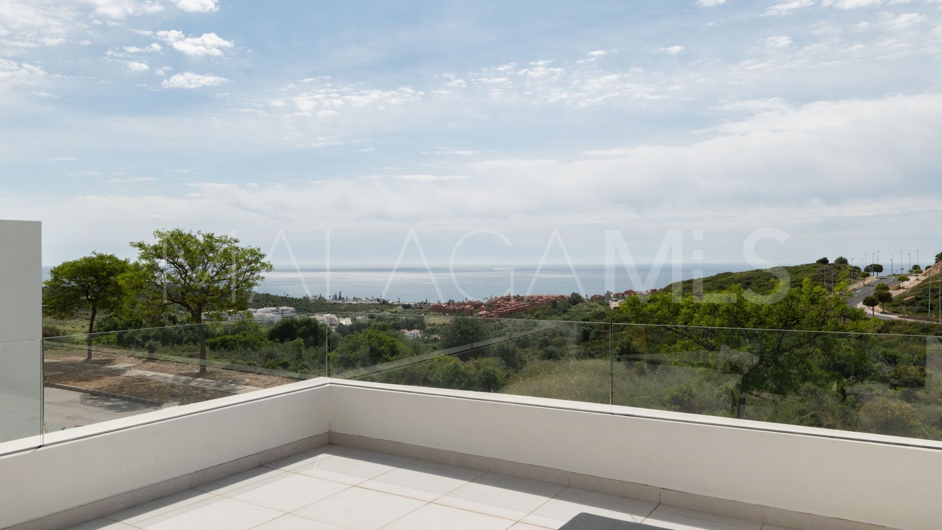 Maison de ville for sale in Casares Golf