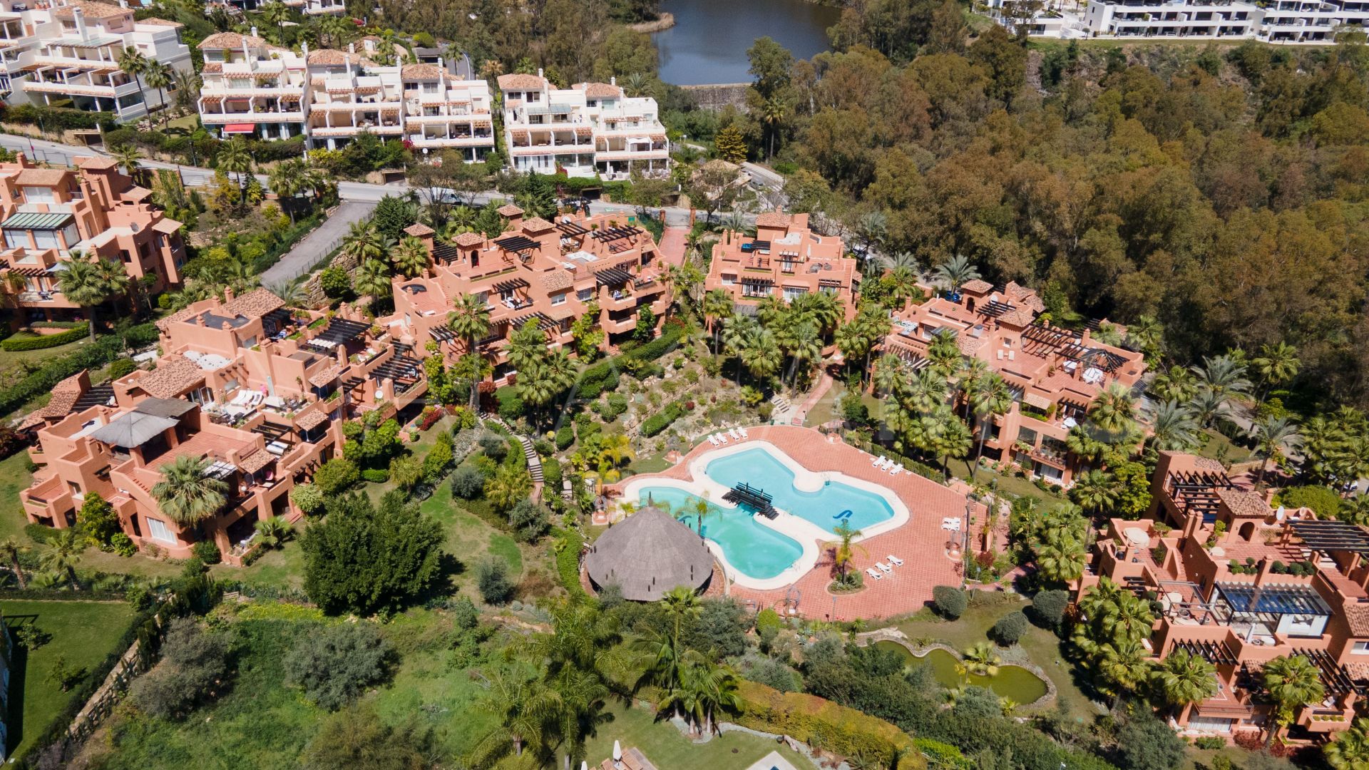 Tvåvånings takvåning for sale in Alminar de Marbella