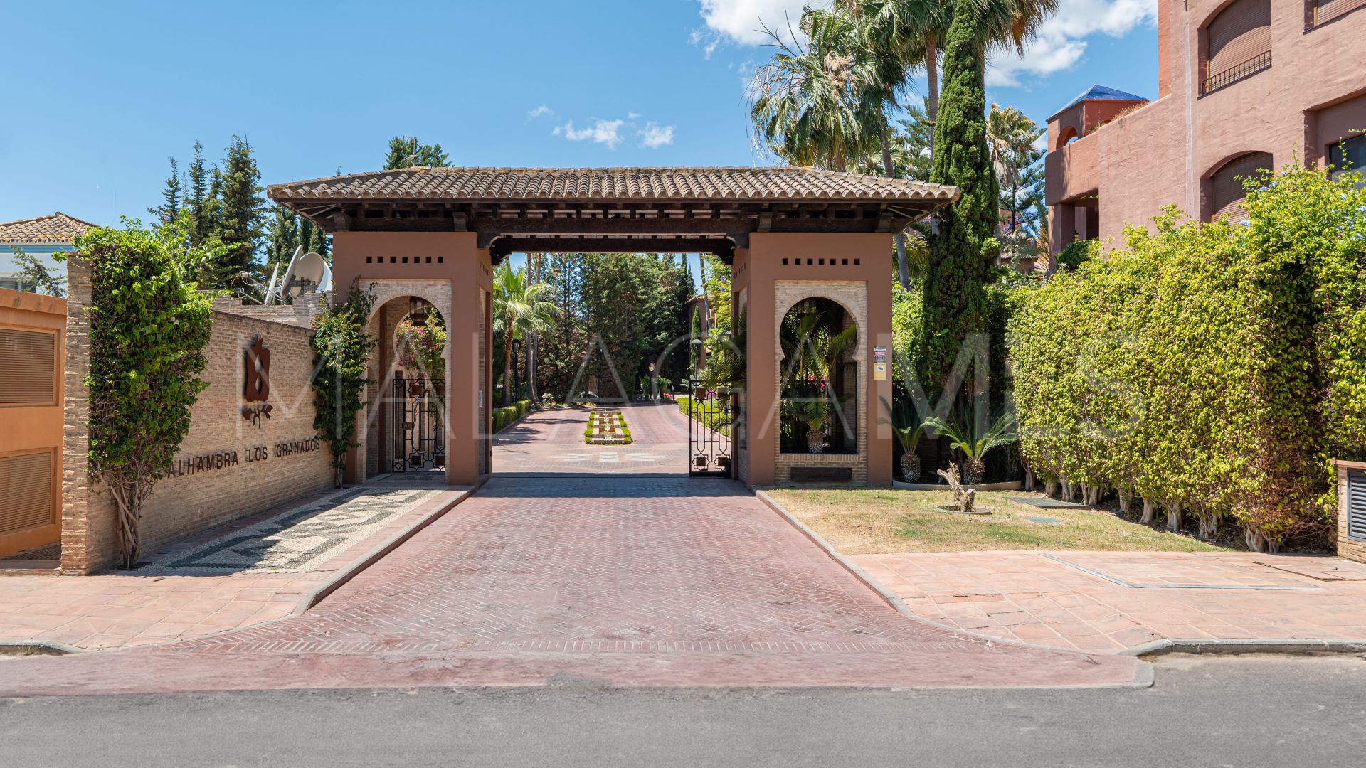 Lägenhet for sale in Guadalmina Baja