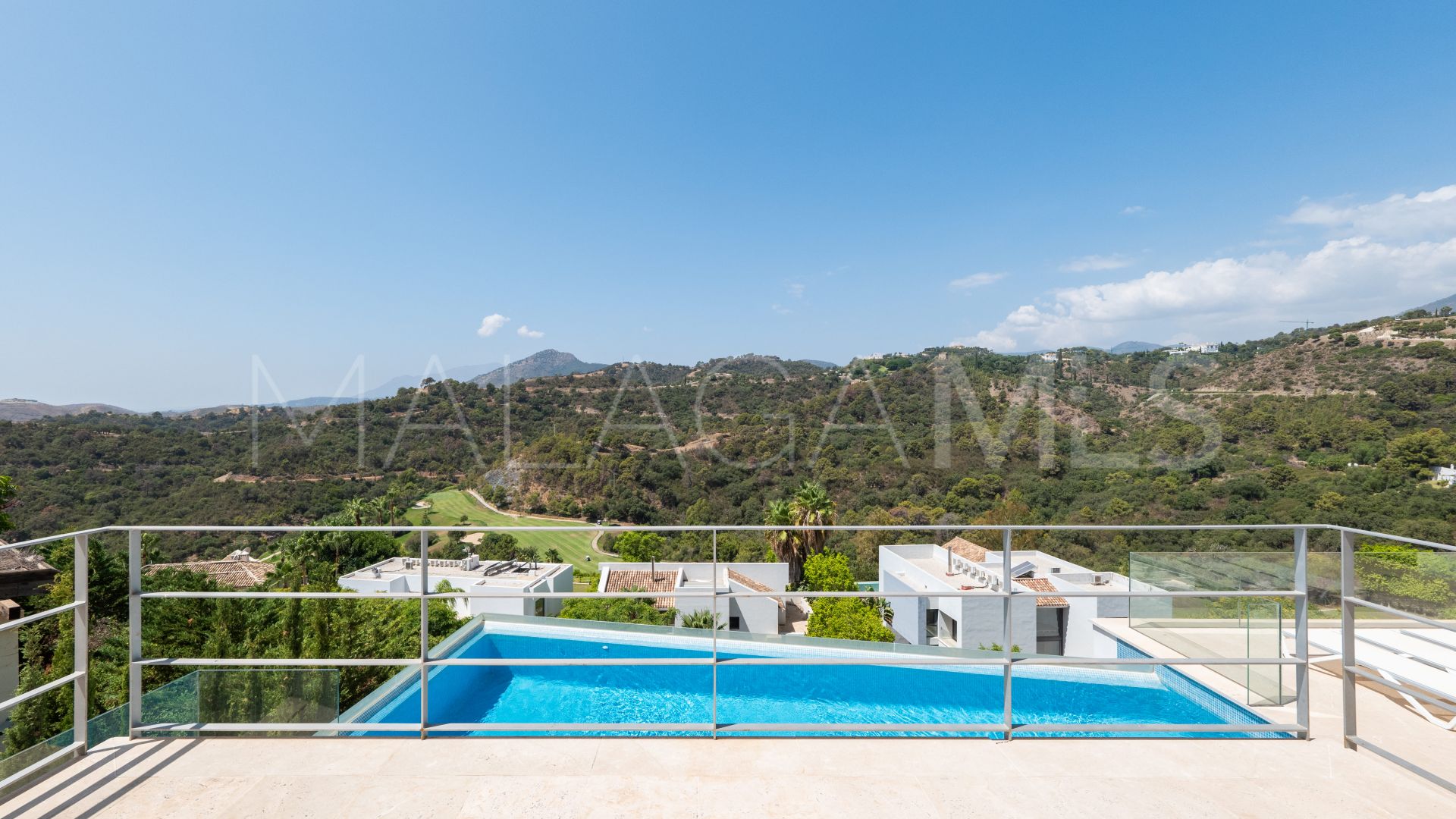 Villa for sale in Los Arqueros