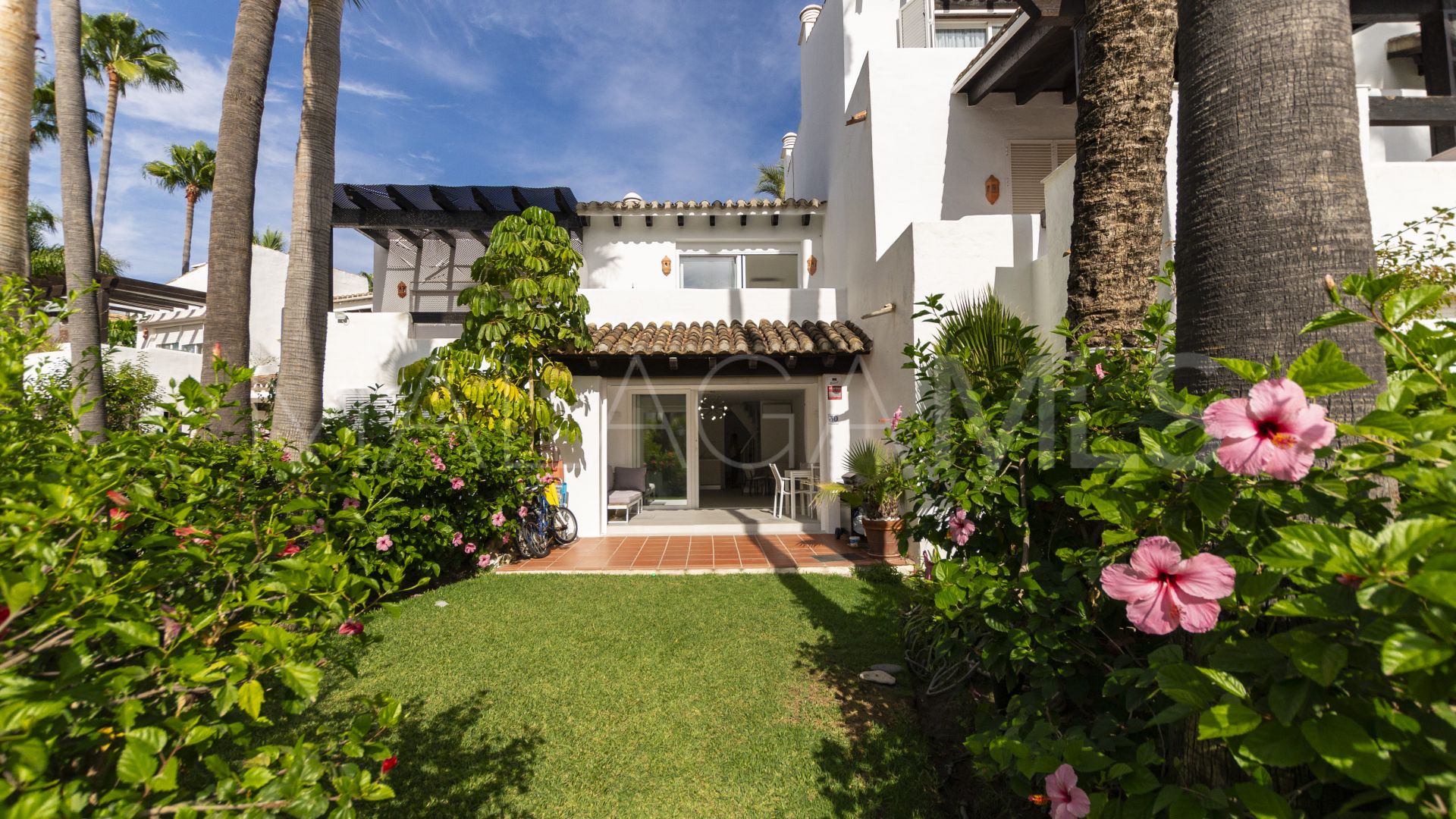 Radhus for sale in Cancelada