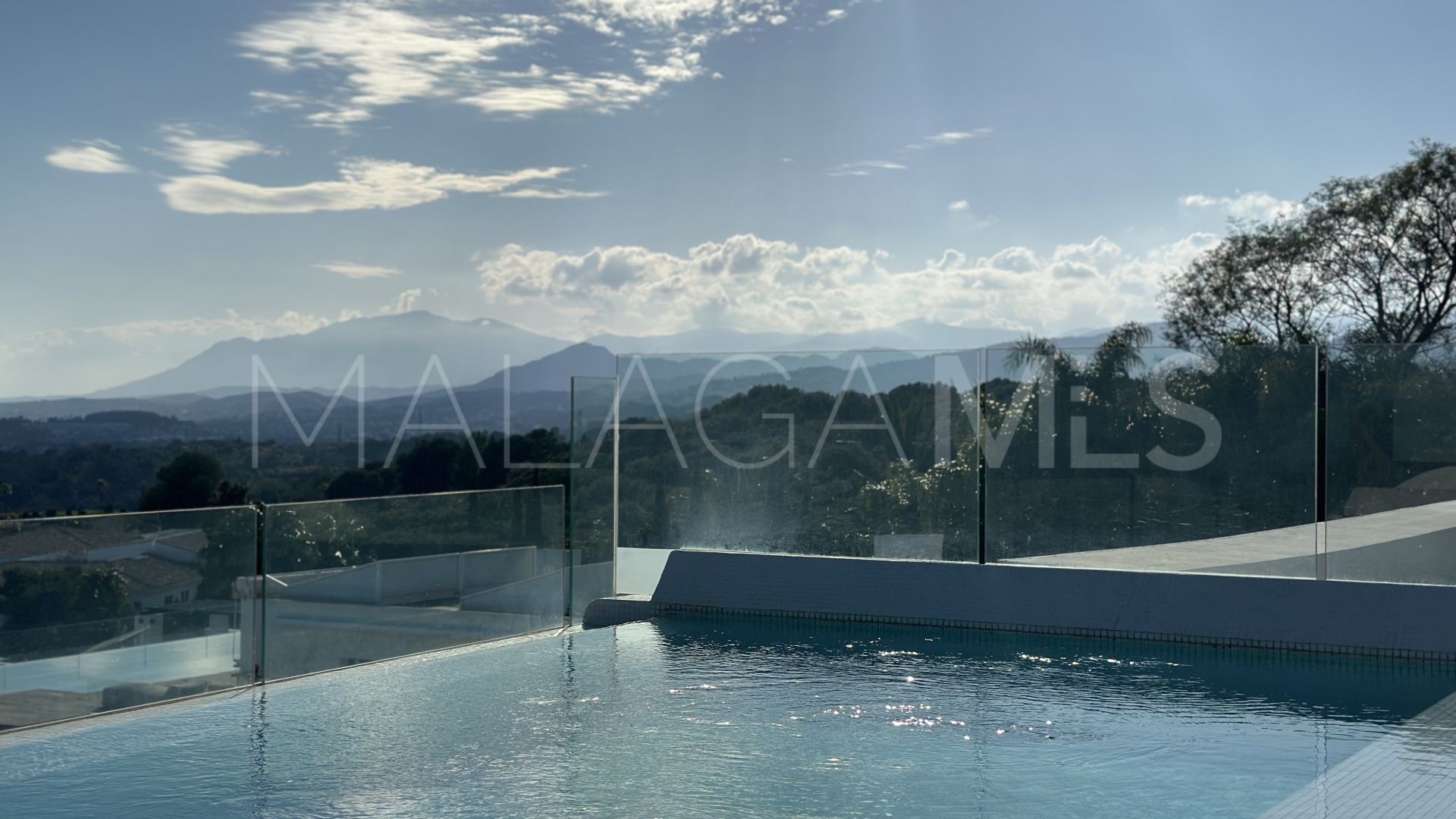 Duplex penthouse in Reserva de Sierra Blanca for sale