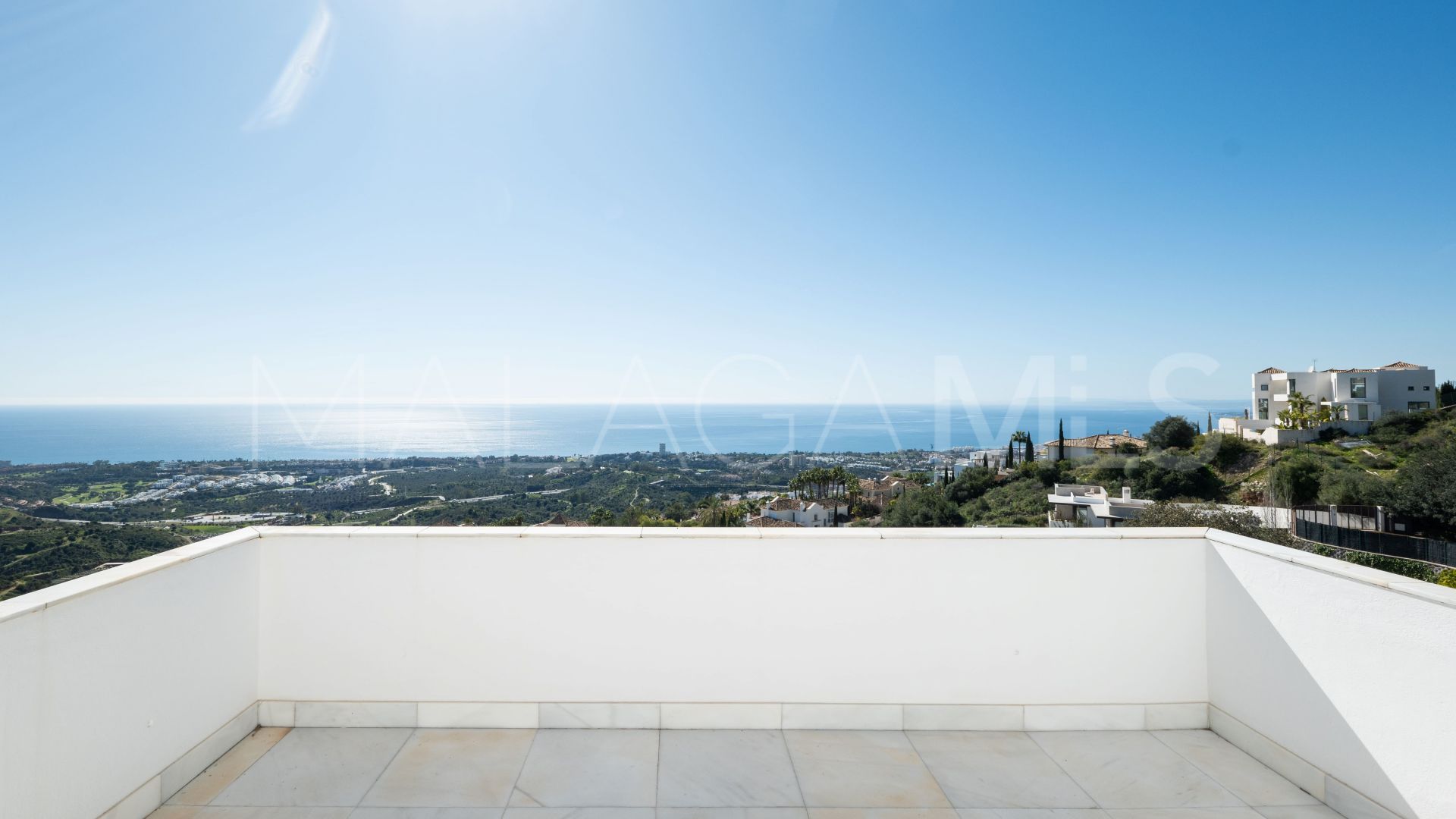 Villa for sale in Los Altos de los Monteros