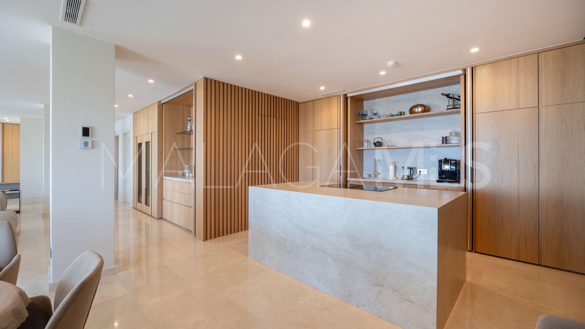 Villa for sale in Los Altos de los Monteros