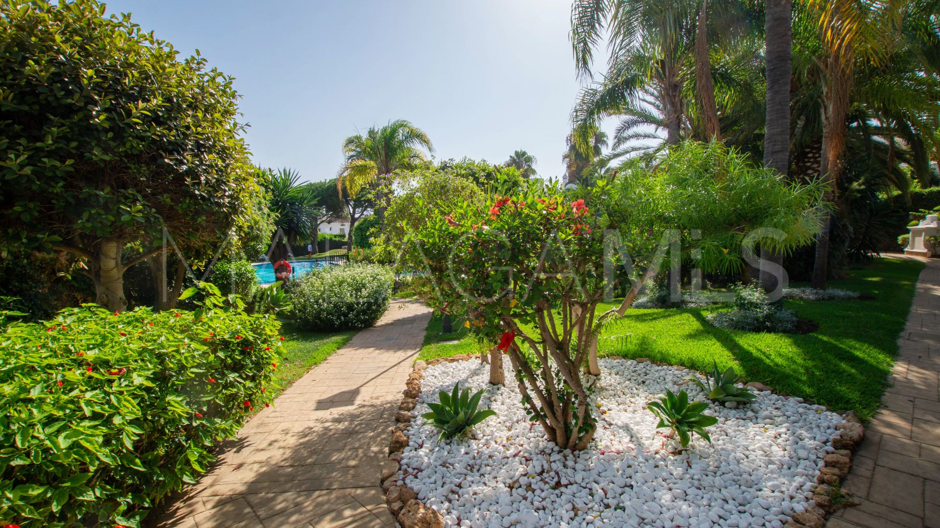 Adosado for sale in Bahia de Marbella