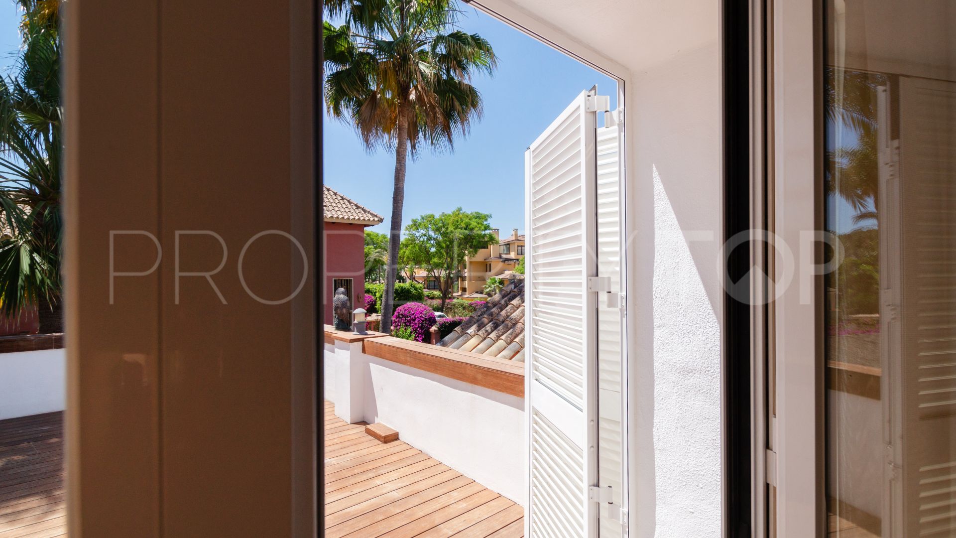 Marbella - Puerto Banus, villa de 4 dormitorios a la venta