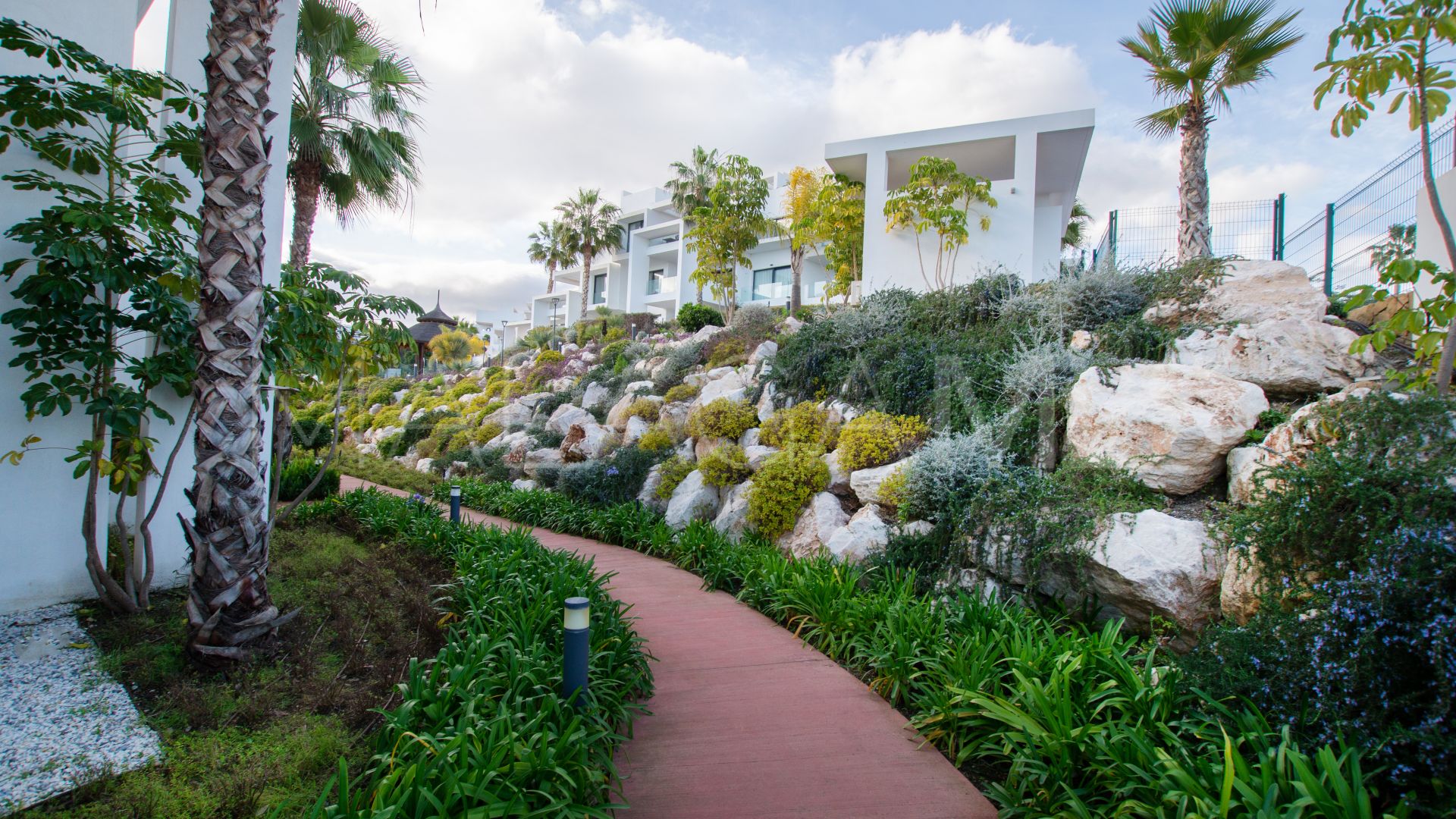 Markplanslägenhet for sale in Atalaya Hills