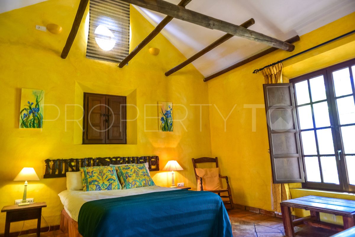 For sale 10 bedrooms villa in Mijas