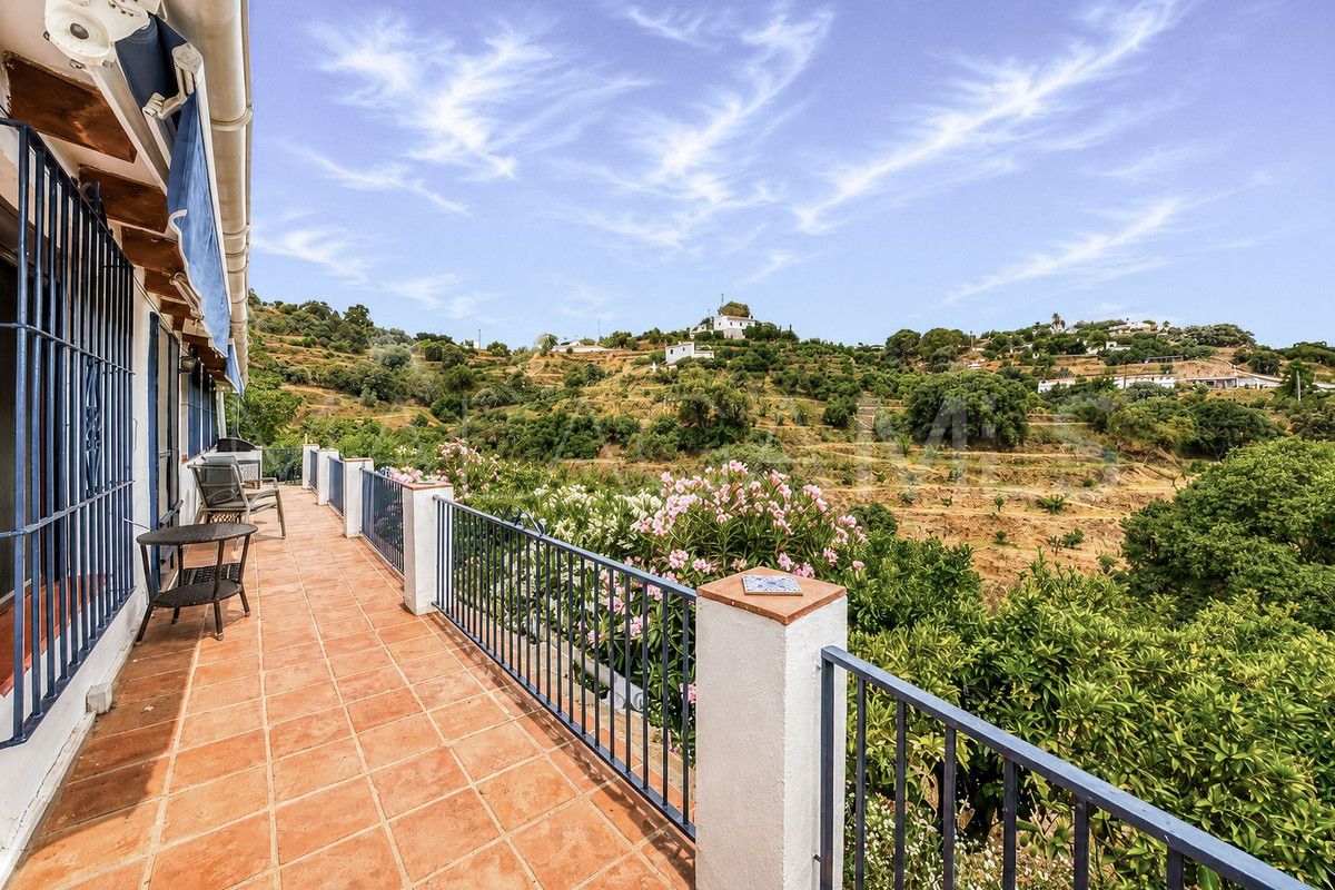Villa for sale in Alhaurin el Grande