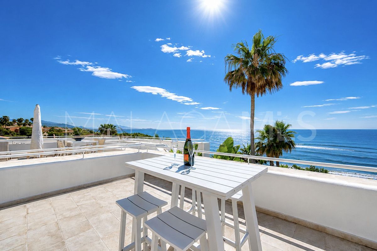 Buy apartamento planta baja in Estepona