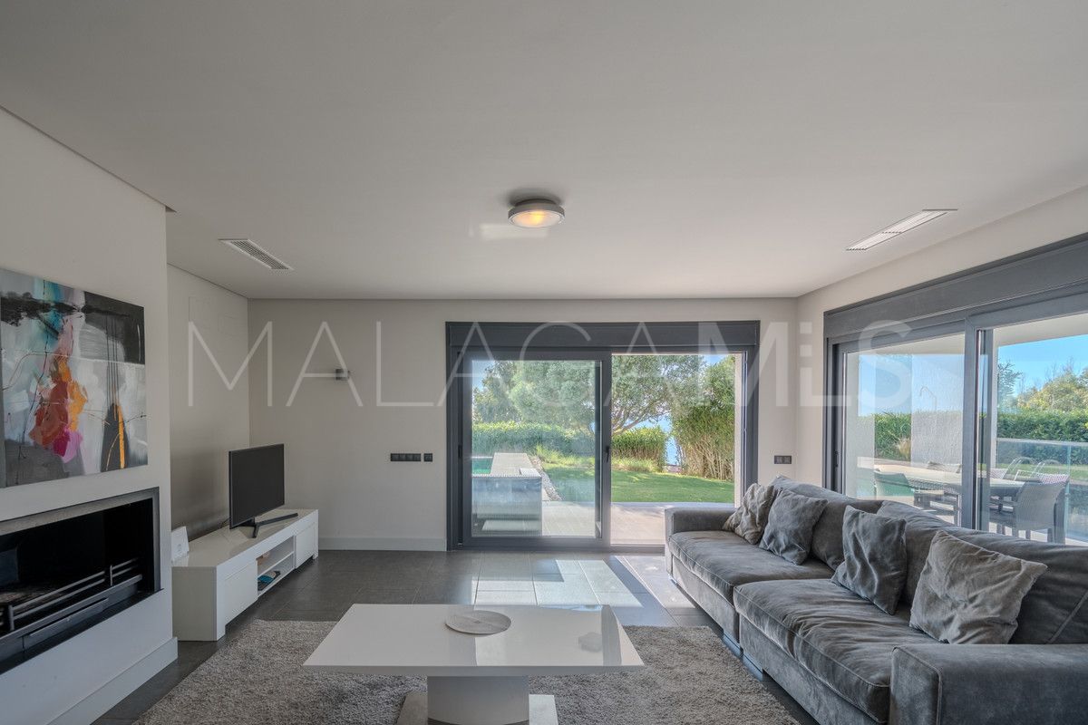 La Duquesa villa for sale