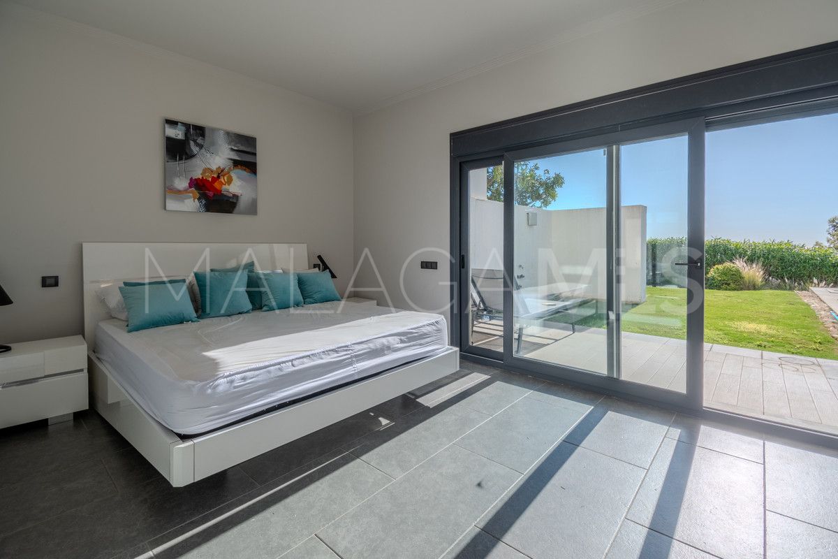 La Duquesa villa for sale