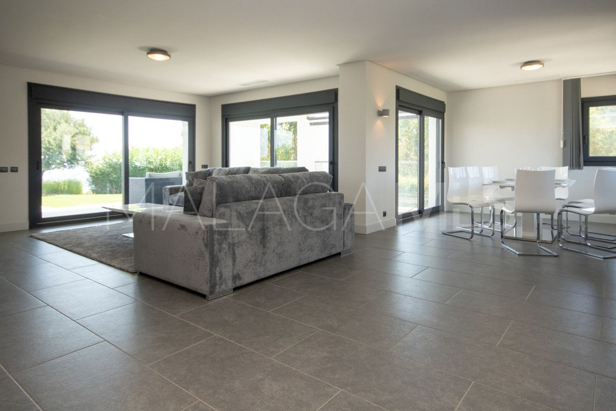 La Duquesa villa for sale