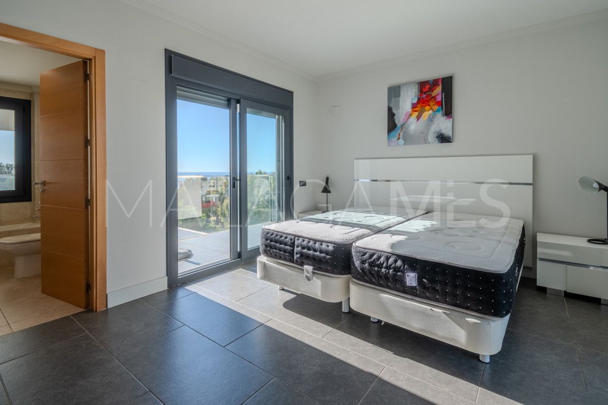 La Duquesa villa for sale