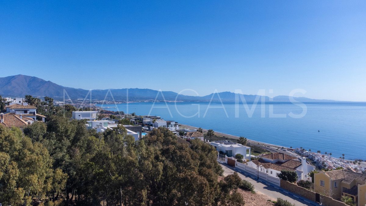 La Duquesa villa for sale