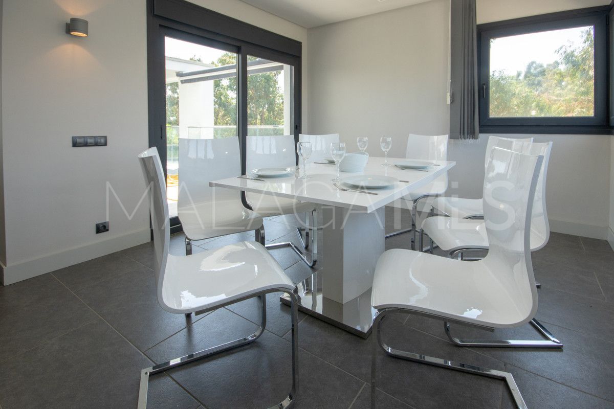 La Duquesa villa for sale