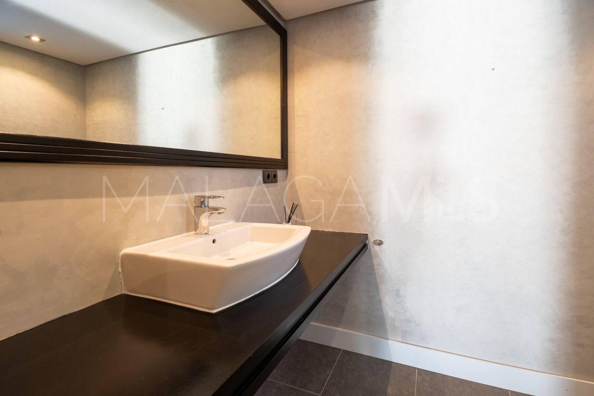 La Duquesa villa for sale