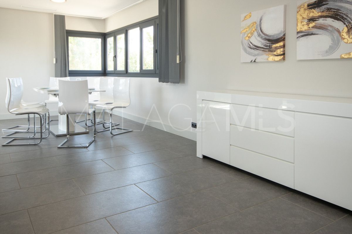 La Duquesa villa for sale