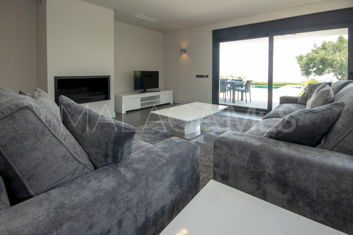 La Duquesa villa for sale