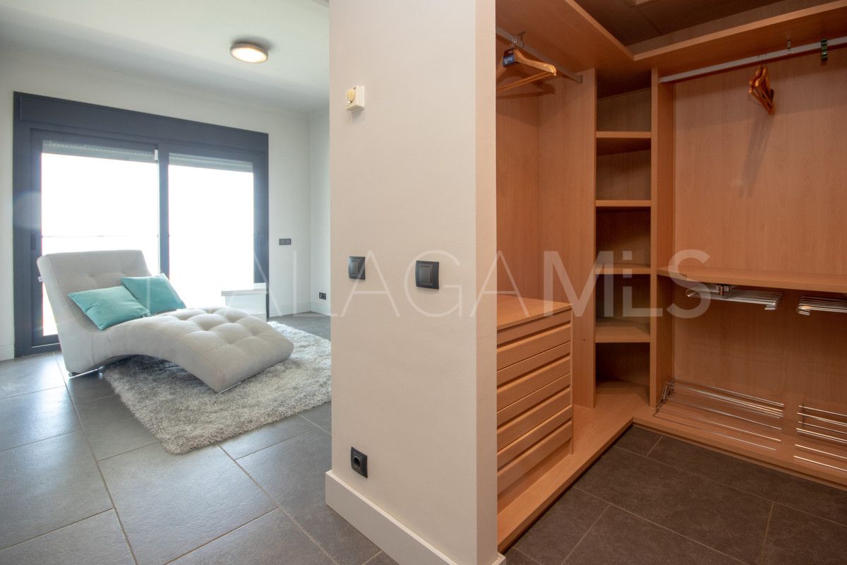 La Duquesa villa for sale
