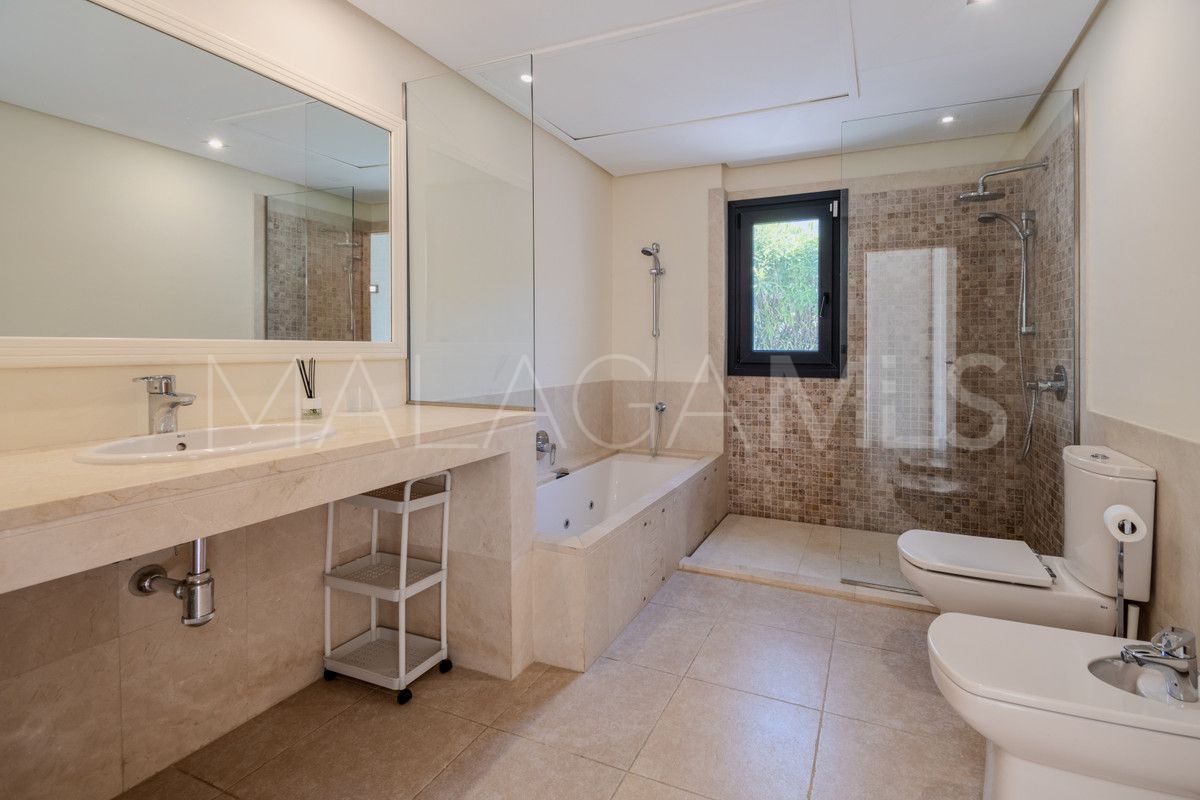 La Duquesa villa for sale