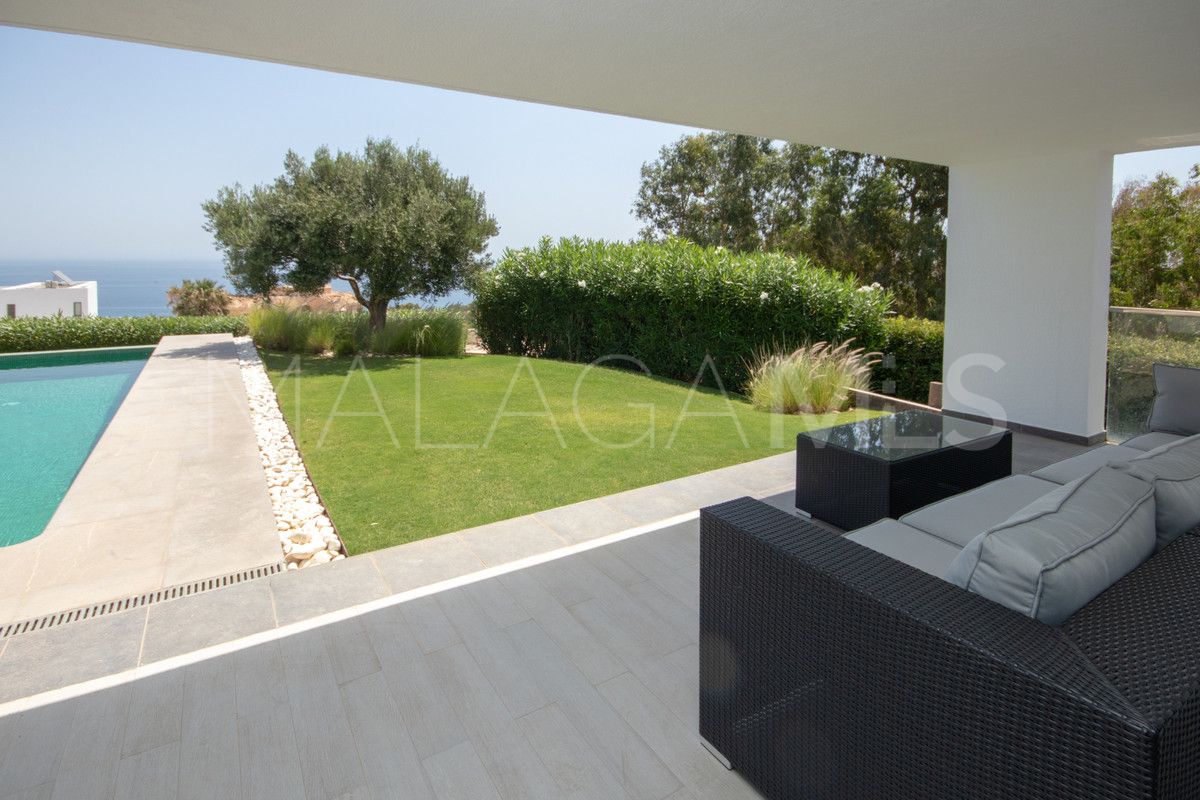 La Duquesa villa for sale