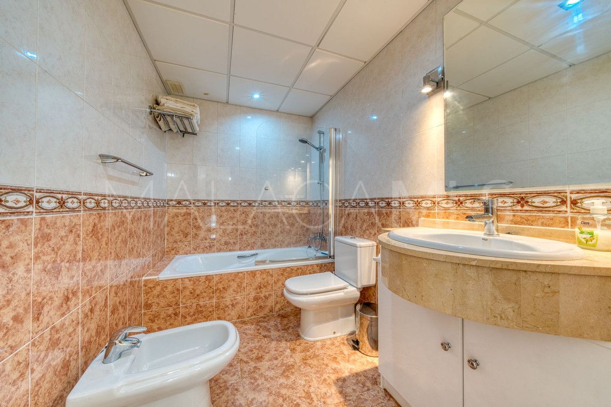Reihenhaus for sale in La Duquesa