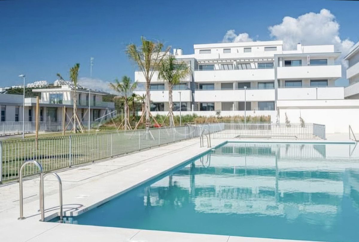 Apartamento with 2 bedrooms a la venta in Estepona