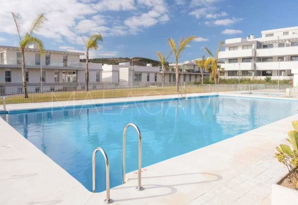 Apartamento with 2 bedrooms a la venta in Estepona