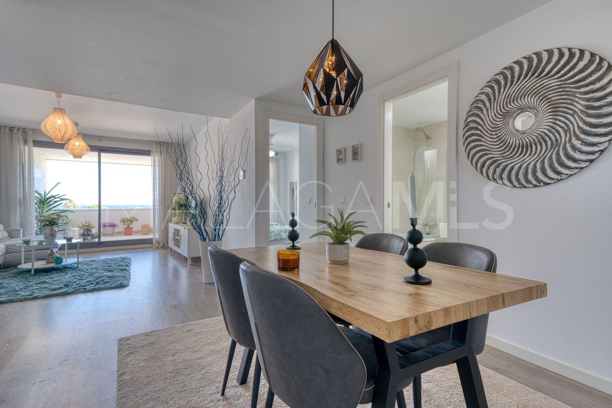 Apartamento with 2 bedrooms a la venta in Estepona