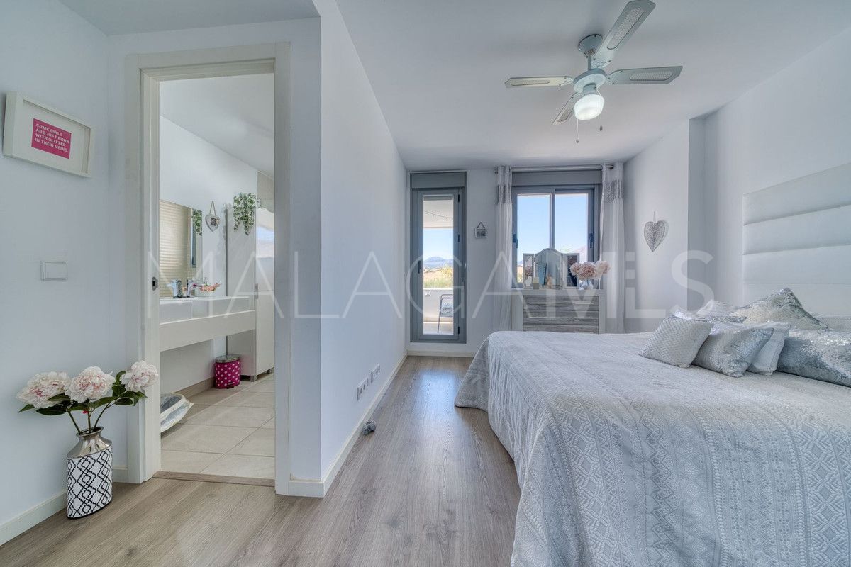 Apartamento with 2 bedrooms a la venta in Estepona